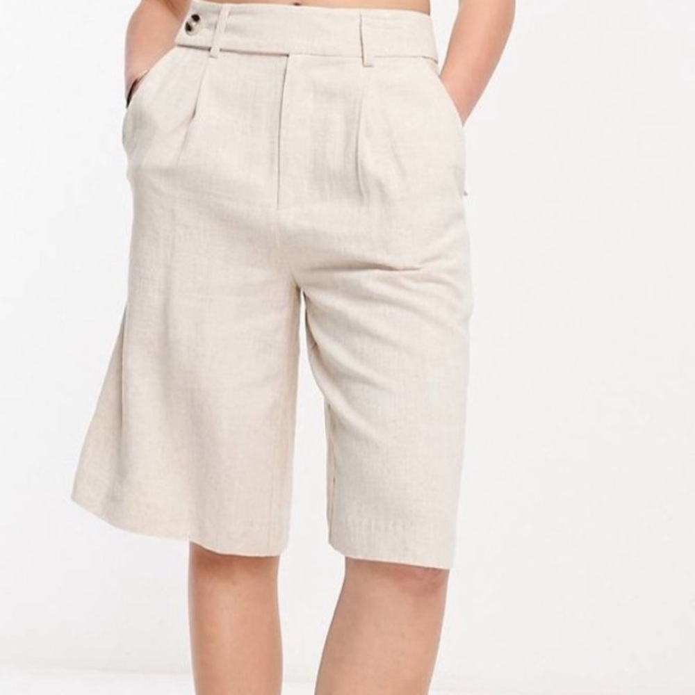 Stradivarius longline linen short in Naturals